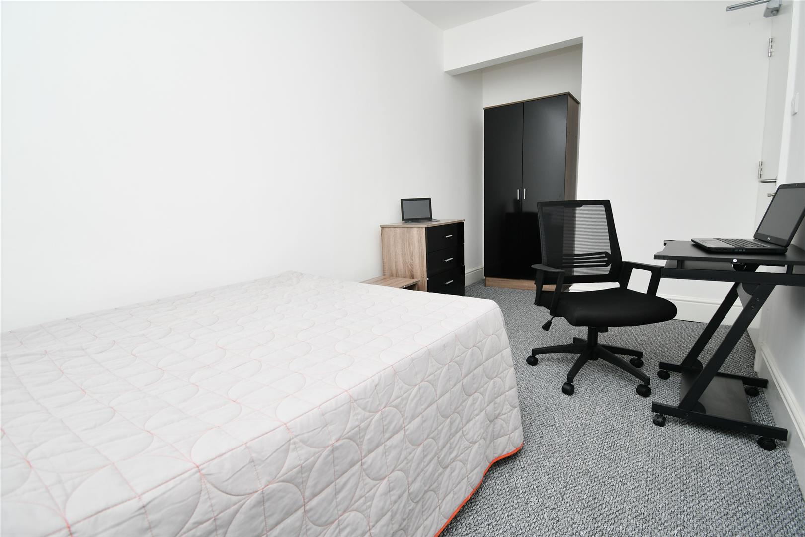 1 bed house share to rent in Albert Street, Burnley  - Property Image 2