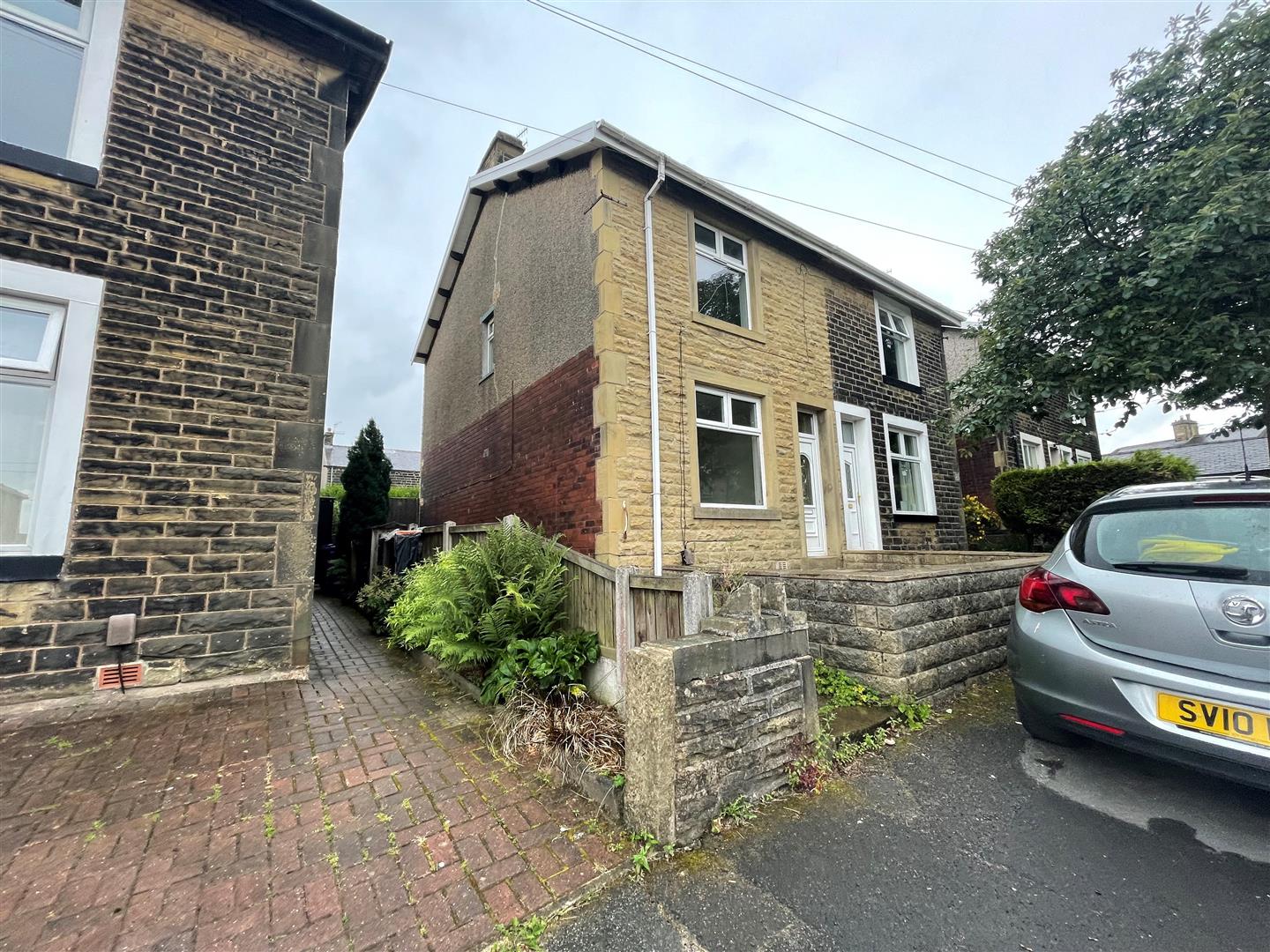 3 bed house to rent in Ethersall Road, Nelson - Property Image 1