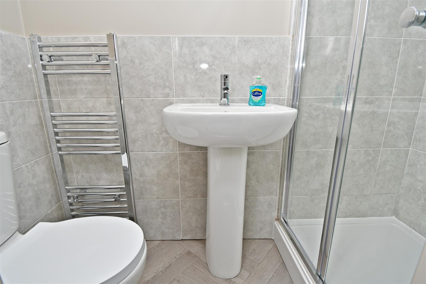 1 bed house share to rent in Coal Clough Lane, Burnley 2