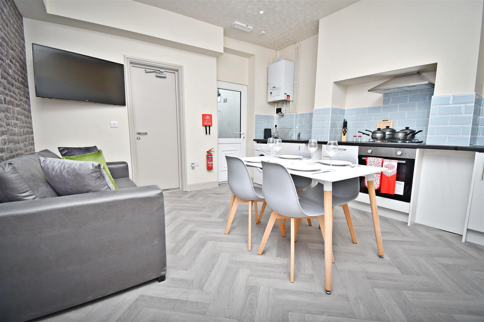1 bed house share to rent in Coal Clough Lane, Burnley 7