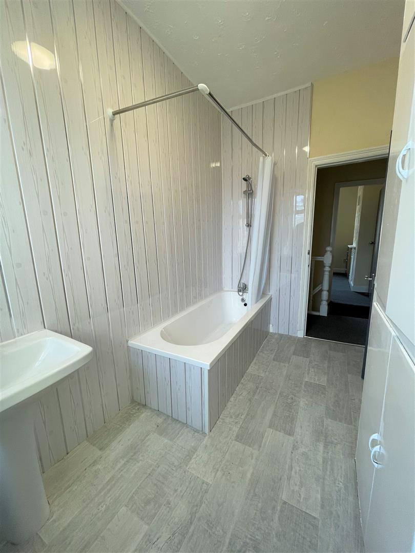 1 bed house share to rent in Nairne Street, Burnley 4