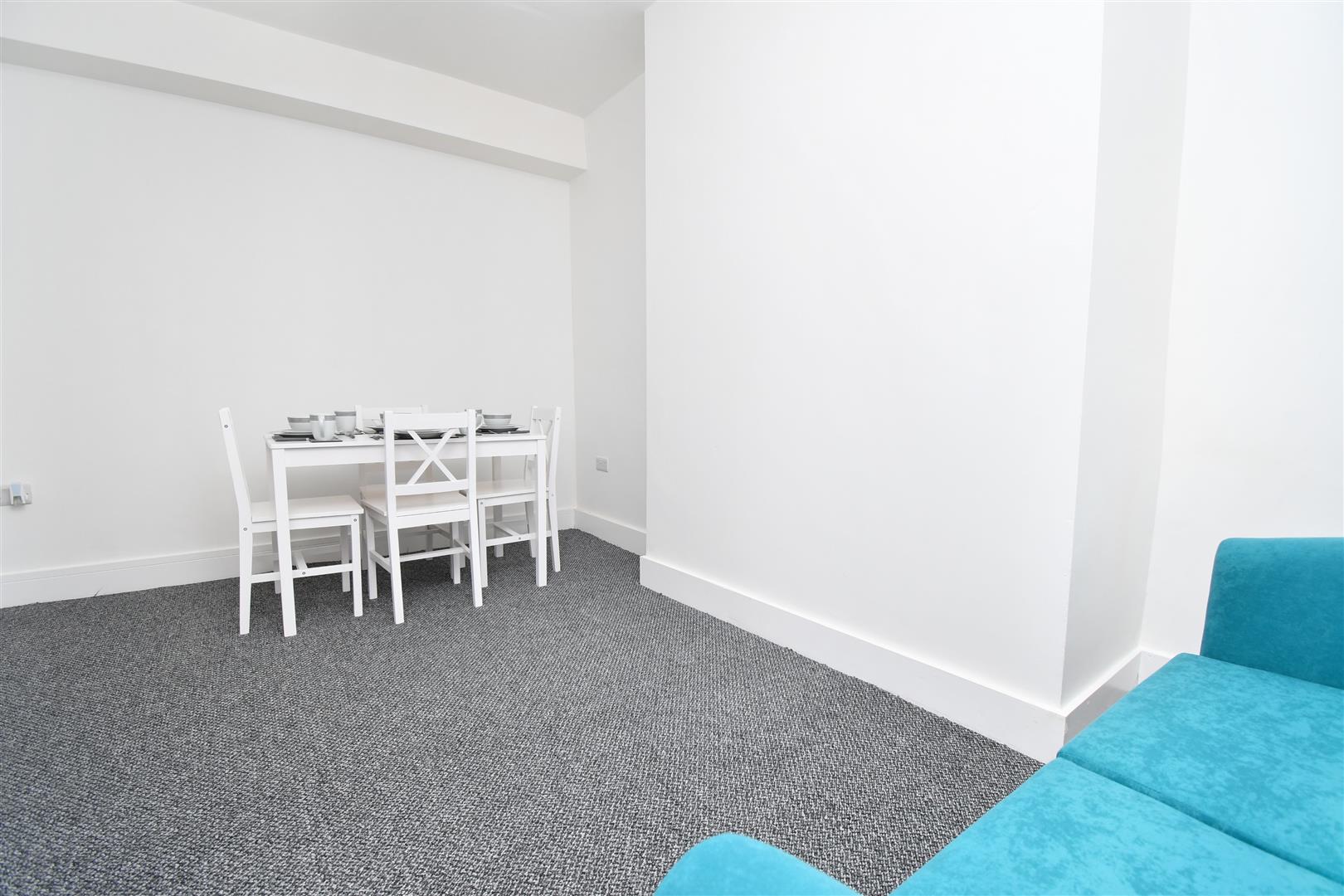 1 bed house share to rent in Gawthorpe Street, Burnley 4