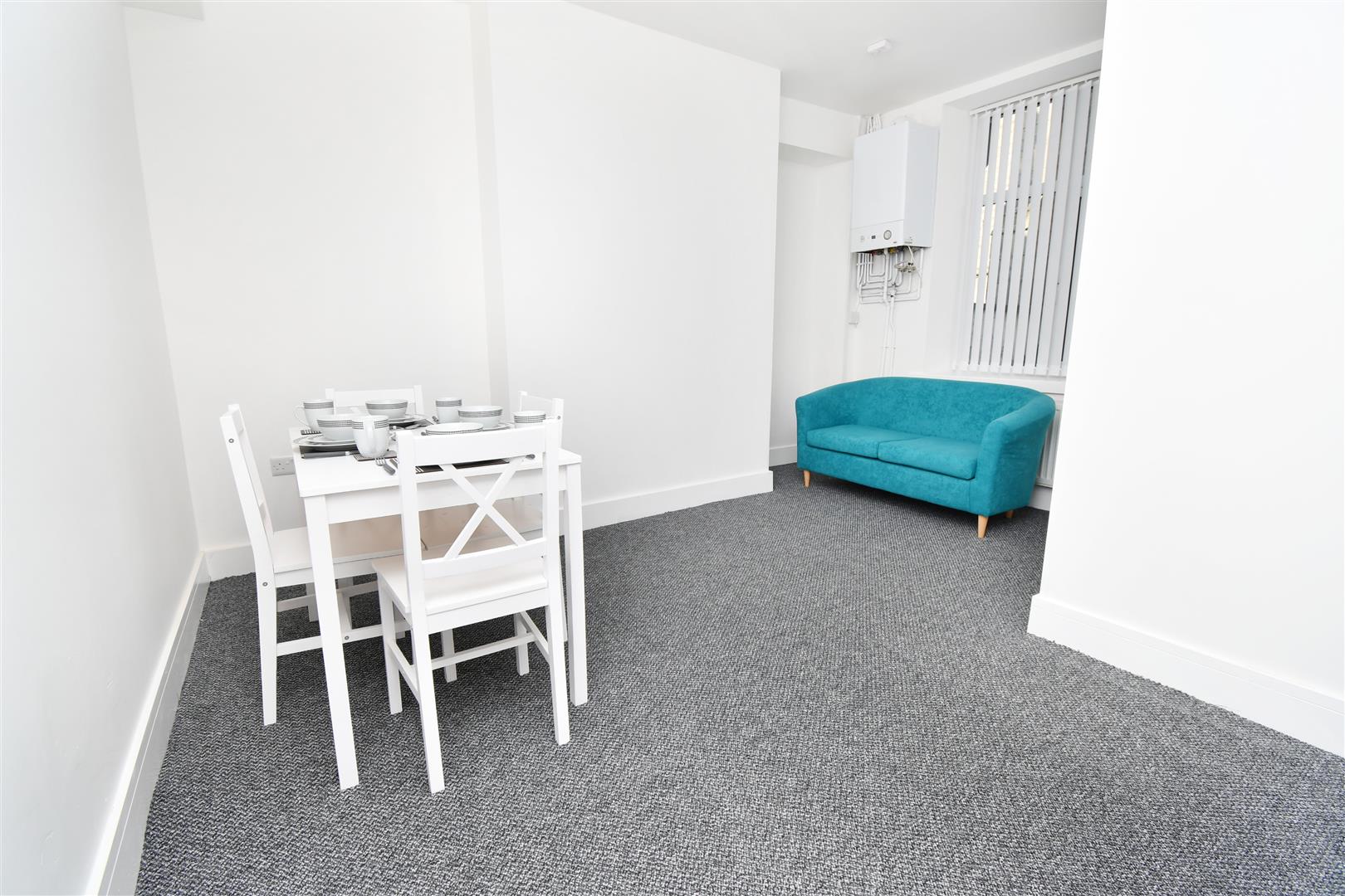 1 bed house share to rent in Gawthorpe Street, Burnley 6