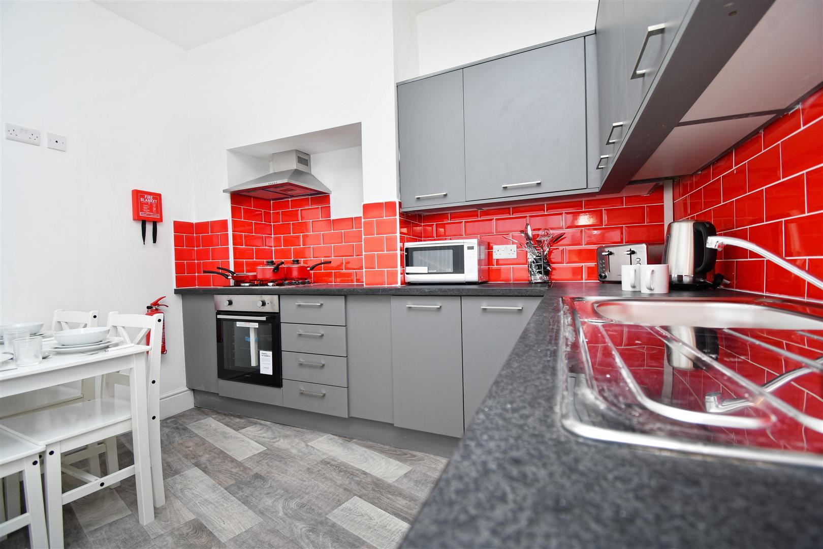 1 bed house share to rent in Ribblesdale Street, Burnley  - Property Image 2
