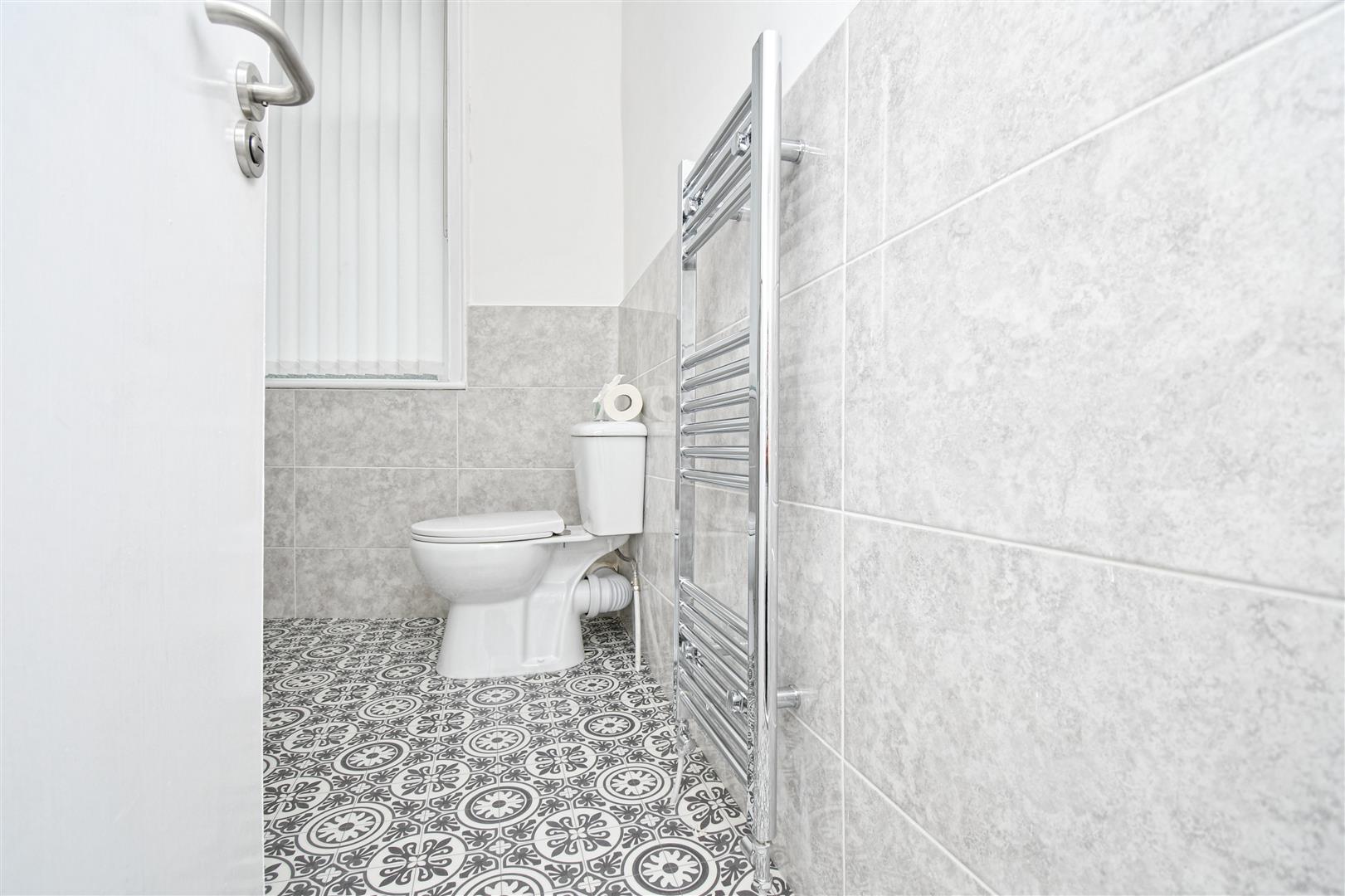 1 bed house share to rent in Ribblesdale Street, Burnley  - Property Image 4