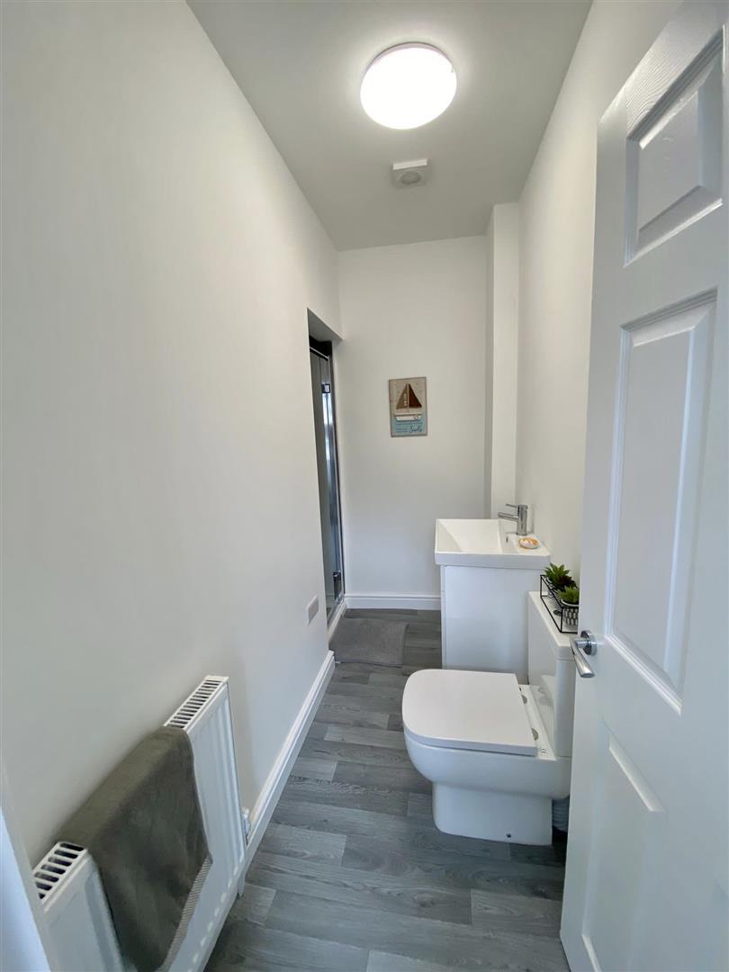 1 bed house share to rent in Briercliffe Road, Burnley 3