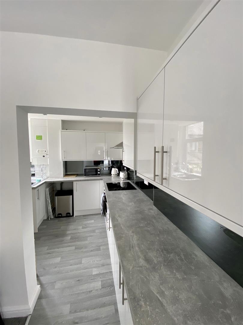 1 bed house share to rent in Briercliffe Road, Burnley  - Property Image 7