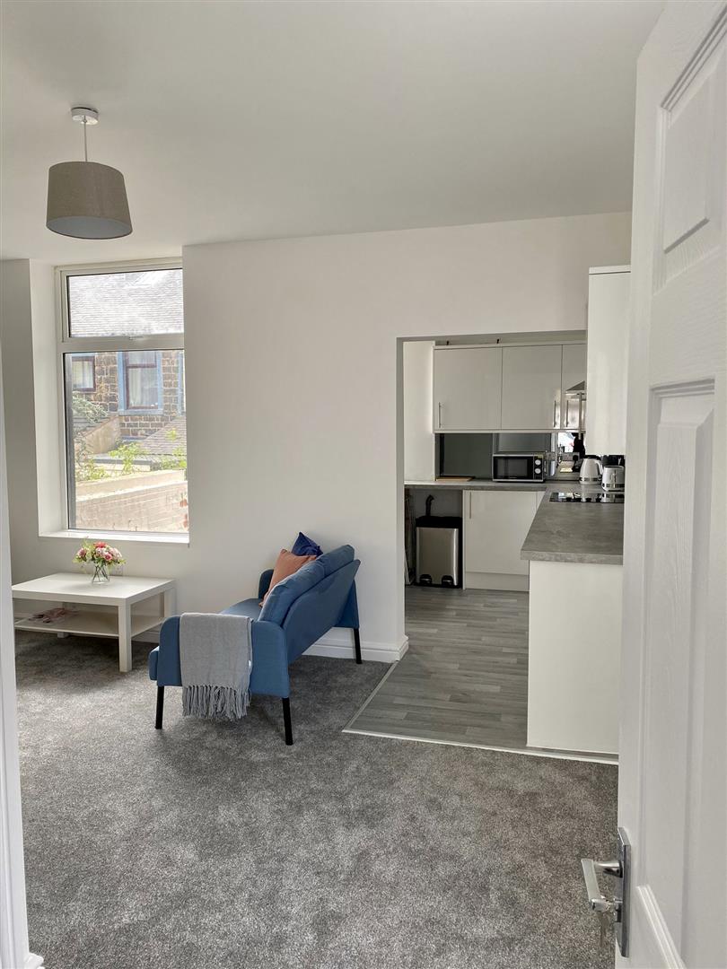 1 bed house share to rent in Briercliffe Road, Burnley 6