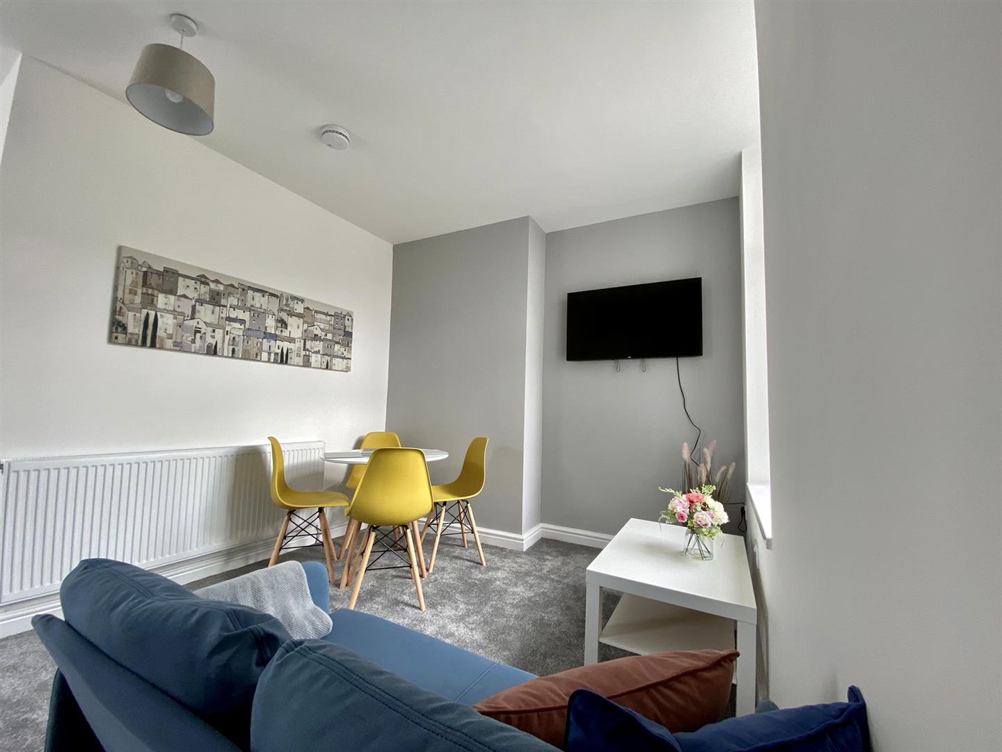 1 bed house share to rent in Briercliffe Road, Burnley 8