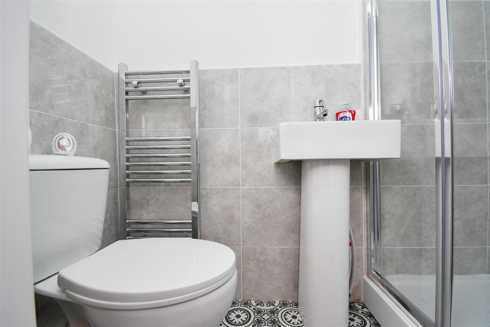 1 bed house share to rent in Towneley Street, Burnley 8