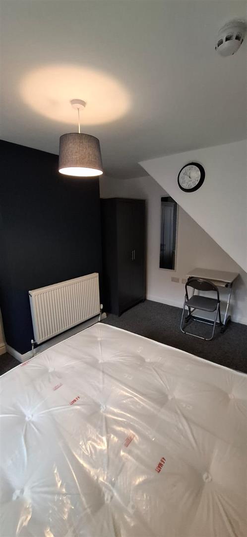 1 bed house share to rent in Kenmure Place, Preston 3
