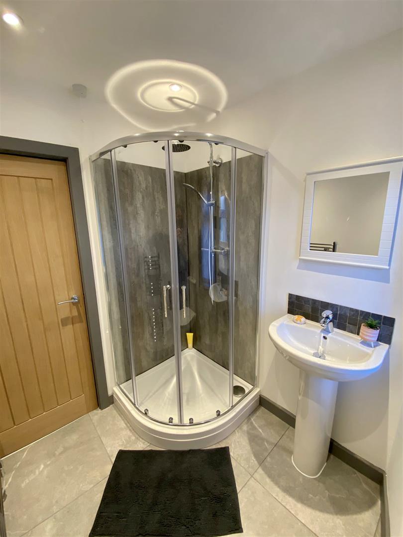 1 bed house share to rent in Woodbine Road, Burnley  - Property Image 8