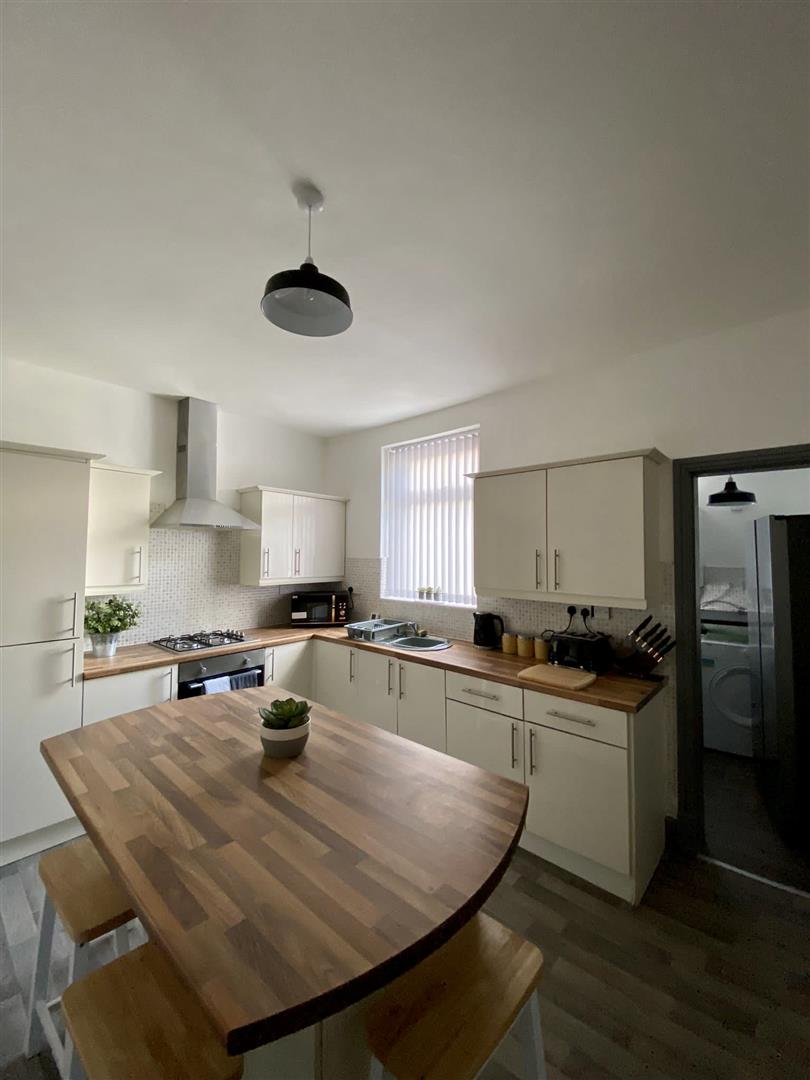1 bed house share to rent in Woodbine Road, Burnley  - Property Image 4