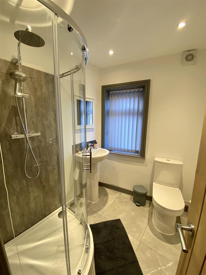 1 bed house share to rent in Woodbine Road, Burnley  - Property Image 9