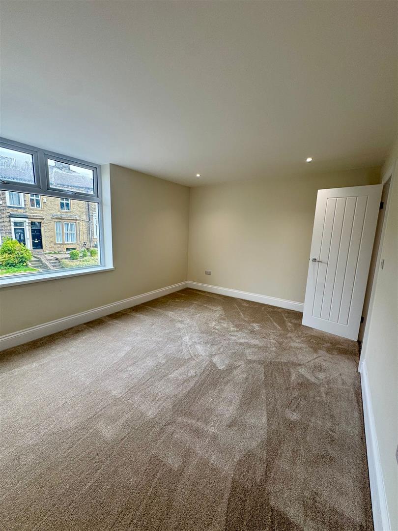 3 bed house to rent in Coal Clough Lane, Burnley  - Property Image 15