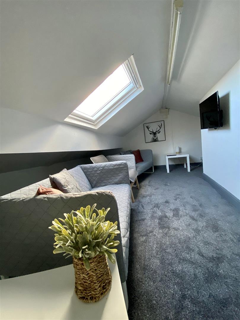 1 bed house share to rent in Woodbine Road, Burnley  - Property Image 8