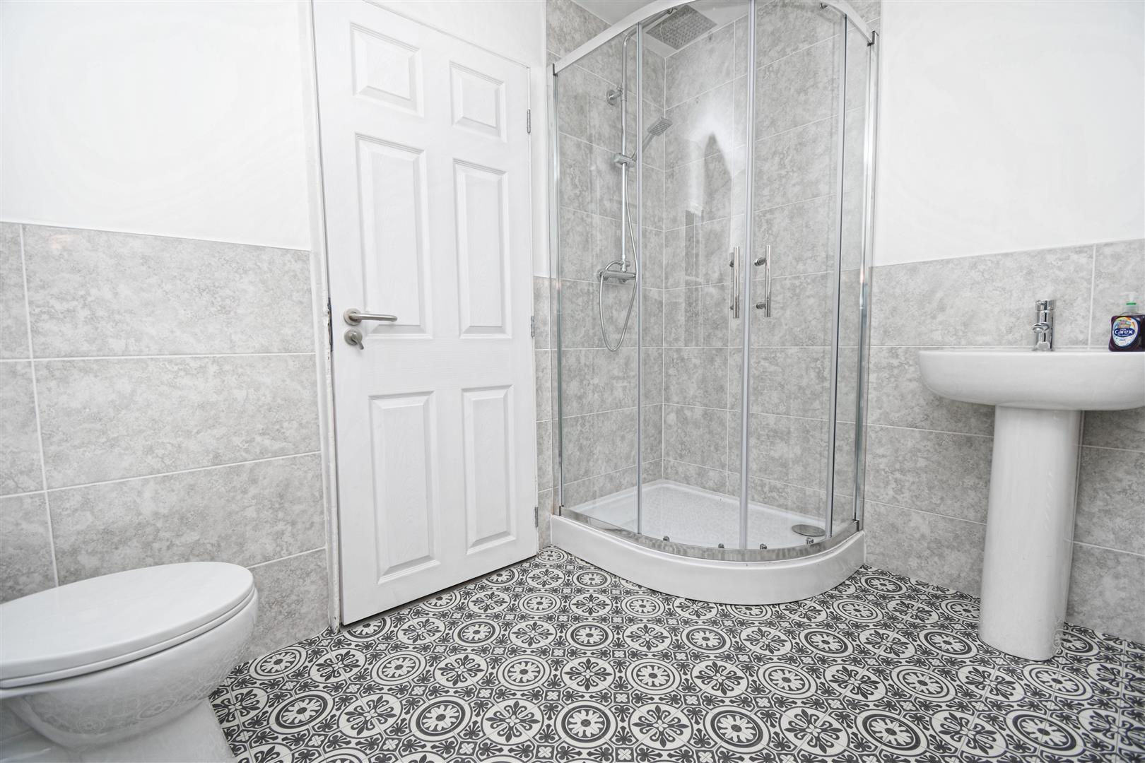 1 bed house share to rent in St. Matthew Street, Burnley  - Property Image 1
