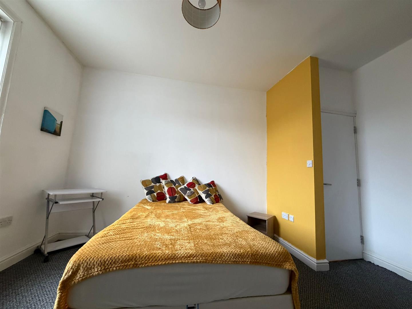 1 bed house share to rent in St. Matthew Street, Burnley 1