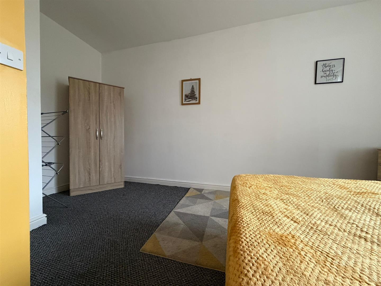 1 bed house share to rent in St. Matthew Street, Burnley 3