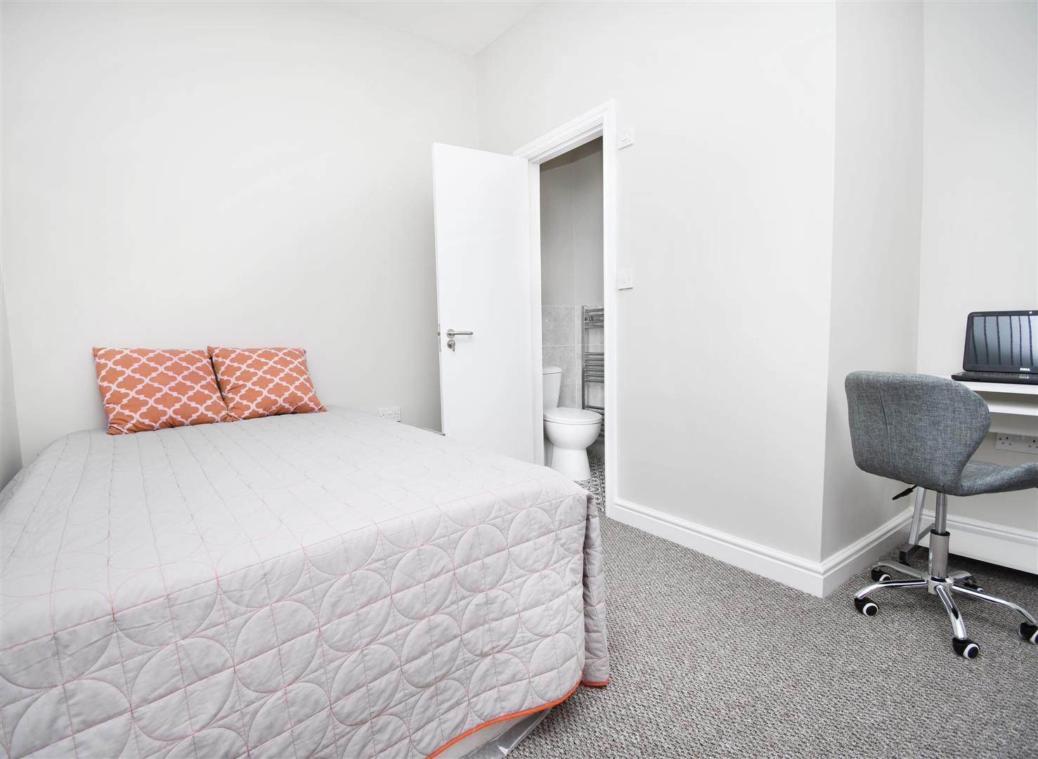 1 bed house share to rent in Berry Street, Burnley, BB11