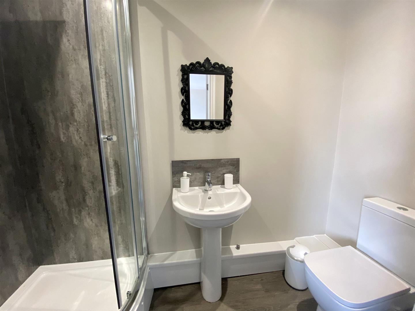 1 bed house share to rent in Berry Street, Burnley 5