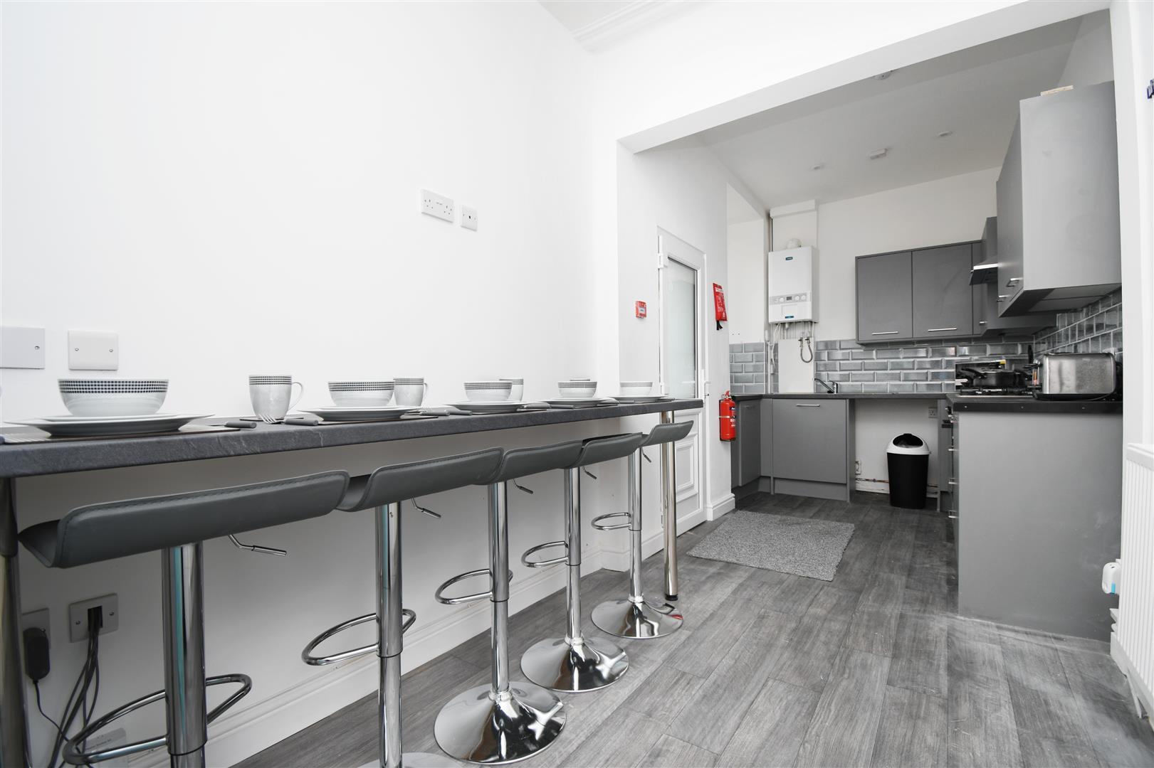 1 bed house share to rent in Hollingreave Road, Burnley 7