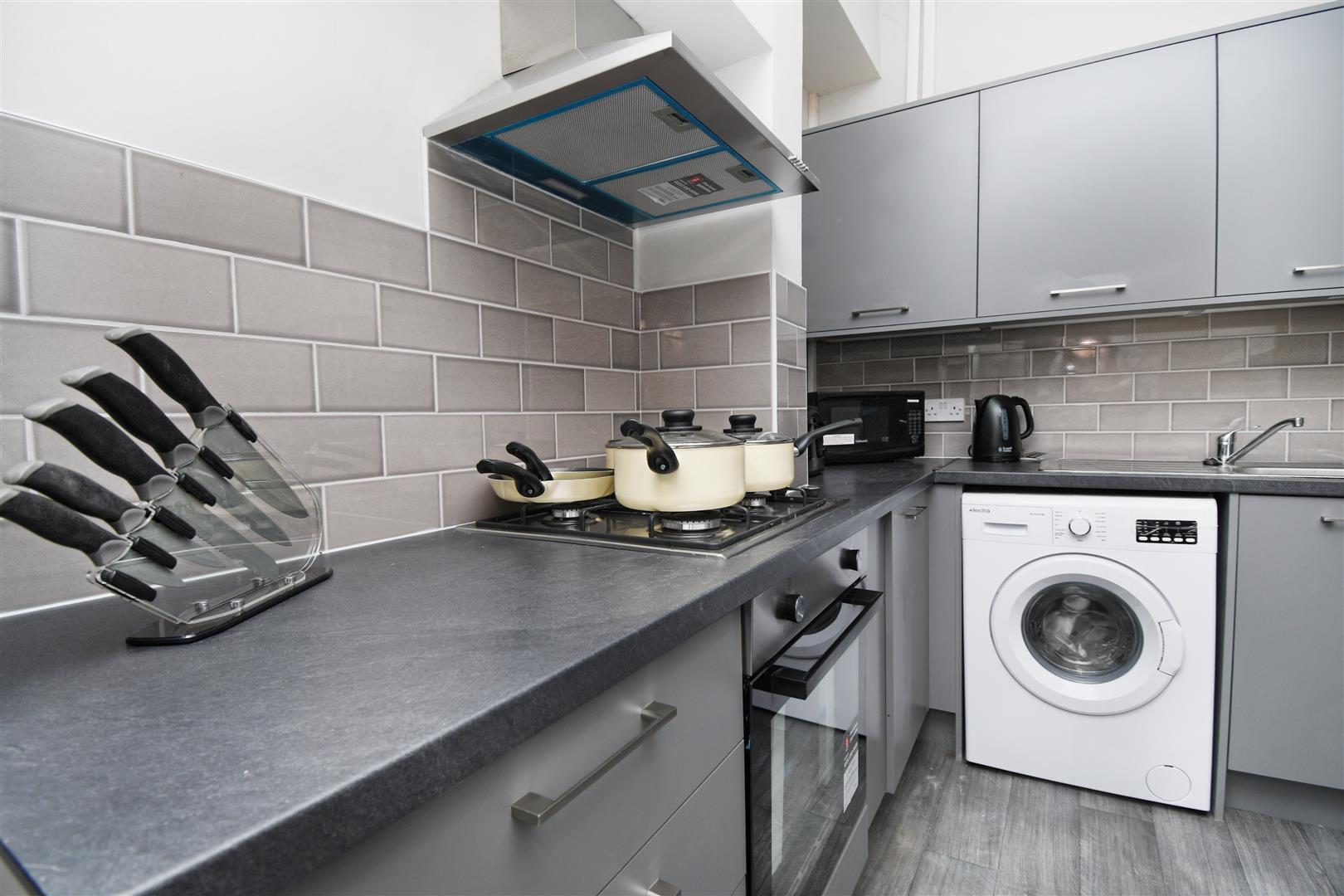 1 bed house share to rent in Dall Street, Burnley  - Property Image 4