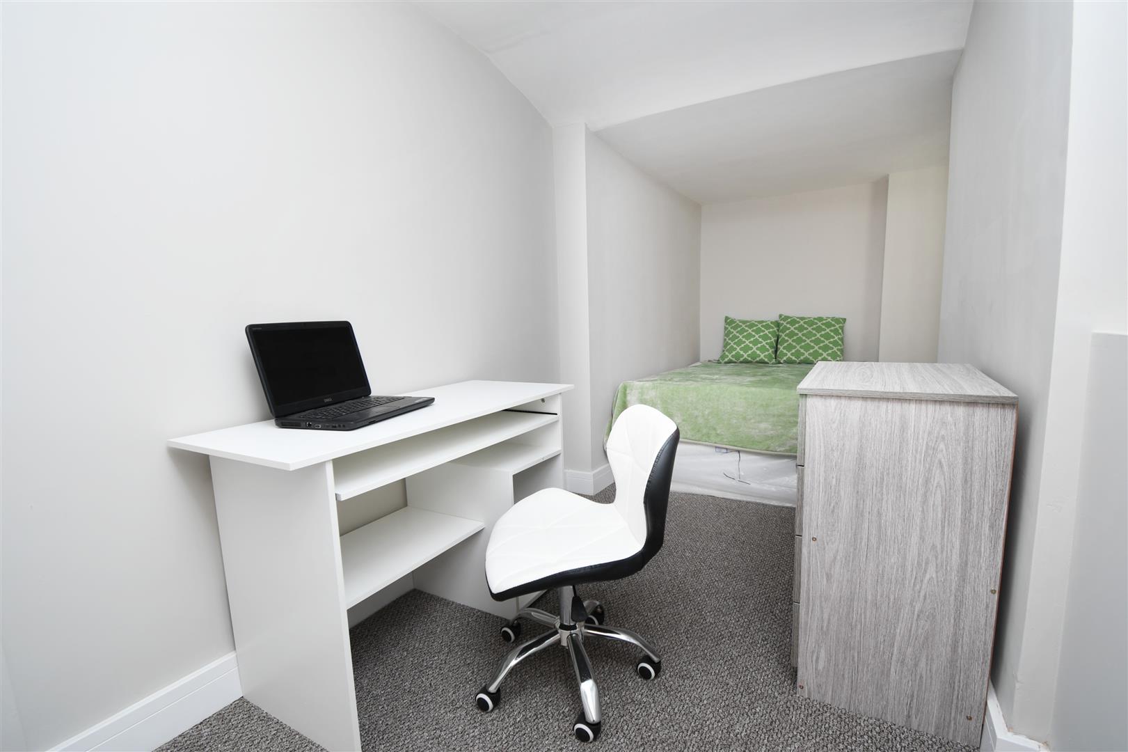 1 bed house share to rent in Dall Street, Burnley 6