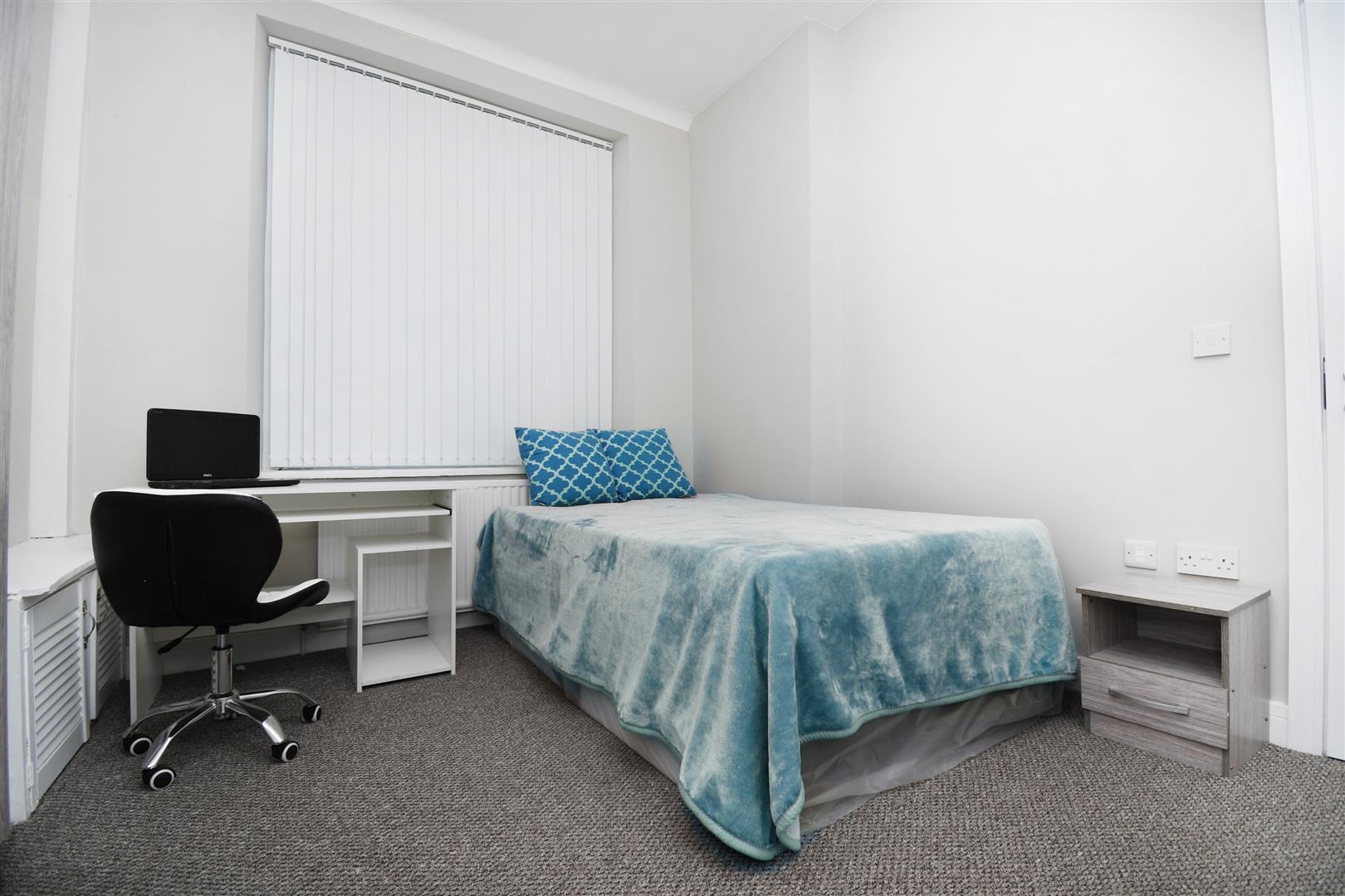 1 bed house share to rent in Dall Street, Burnley 7