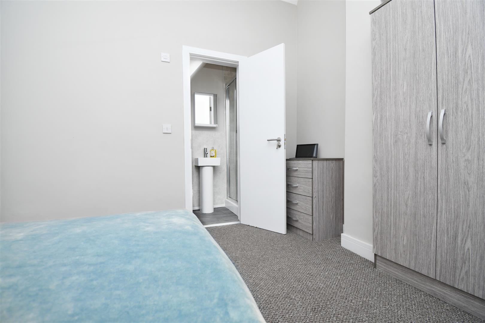 1 bed house share to rent in Dall Street, Burnley 9