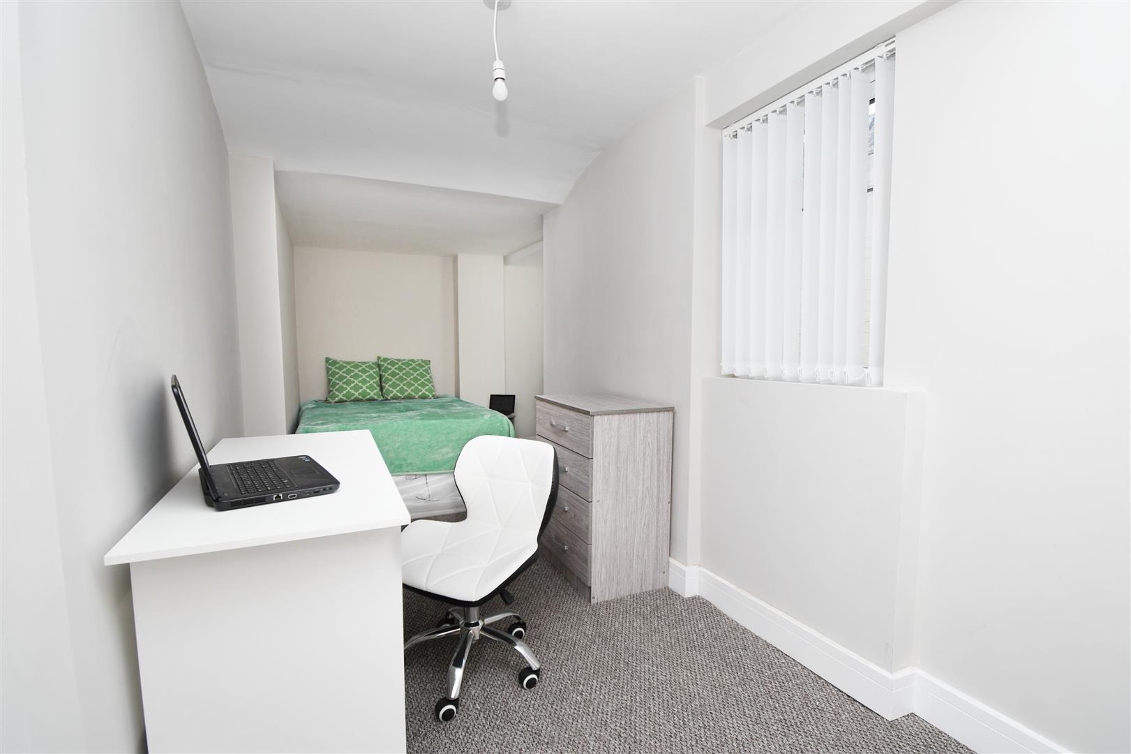 1 bed house share to rent in Dall Street, Burnley 10