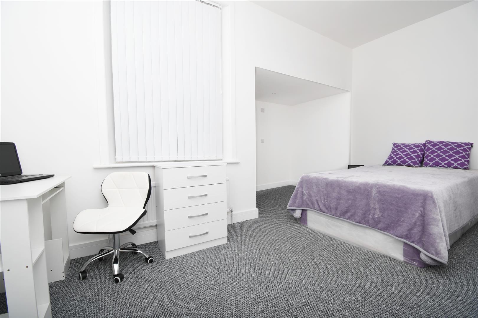 1 bed house share to rent in Berry Street, Burnley - Property Image 1
