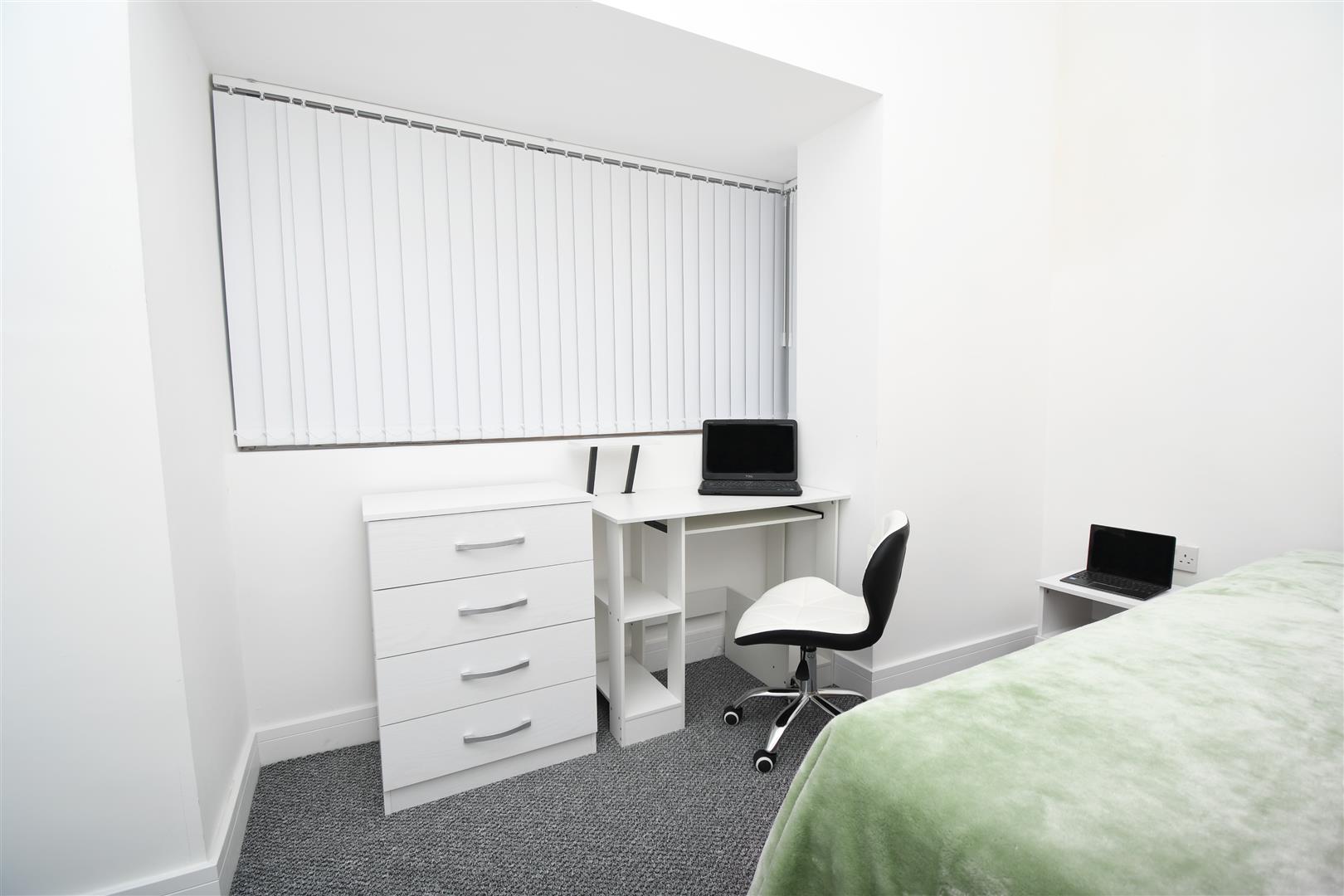 1 bed house share to rent in Berry Street, Burnley  - Property Image 3