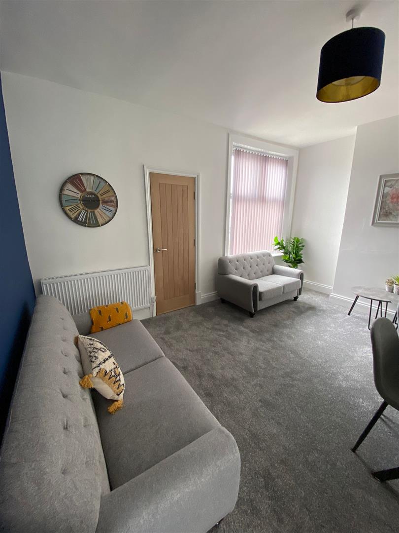 1 bed house to rent in Coal Clough Lane, Burnley 8