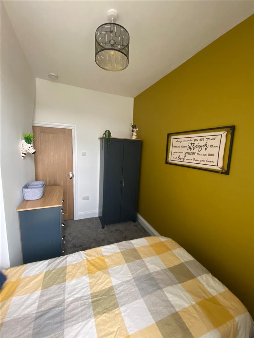 1 bed house to rent in Coal Clough Lane, Burnley 5