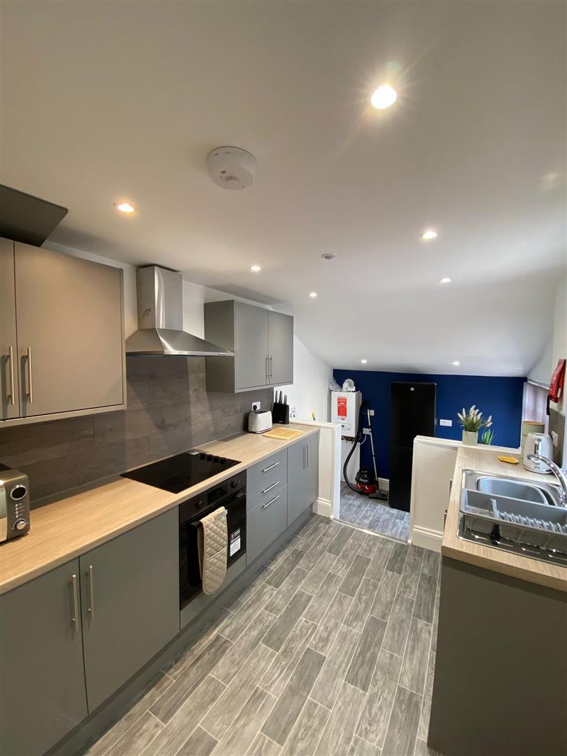 1 bed house to rent in Coal Clough Lane, Burnley 11