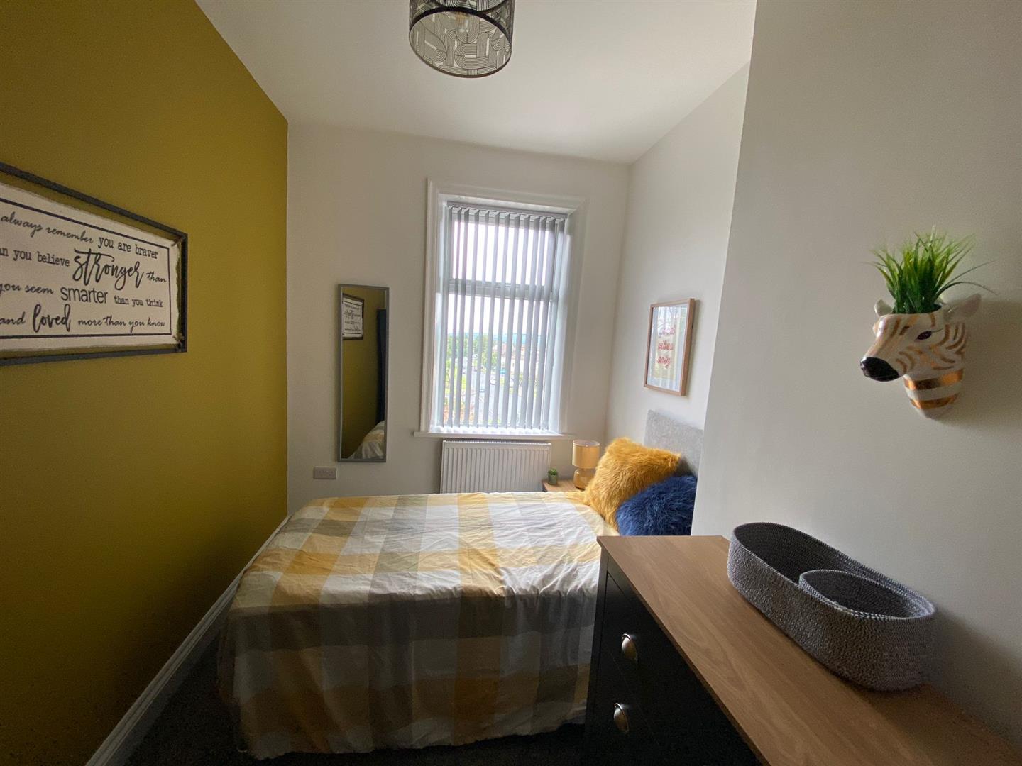 1 bed house to rent in Coal Clough Lane, Burnley  - Property Image 4