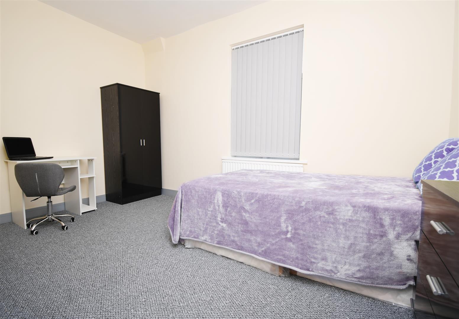 1 bed house share to rent in Renshaw Street, Burnley 12