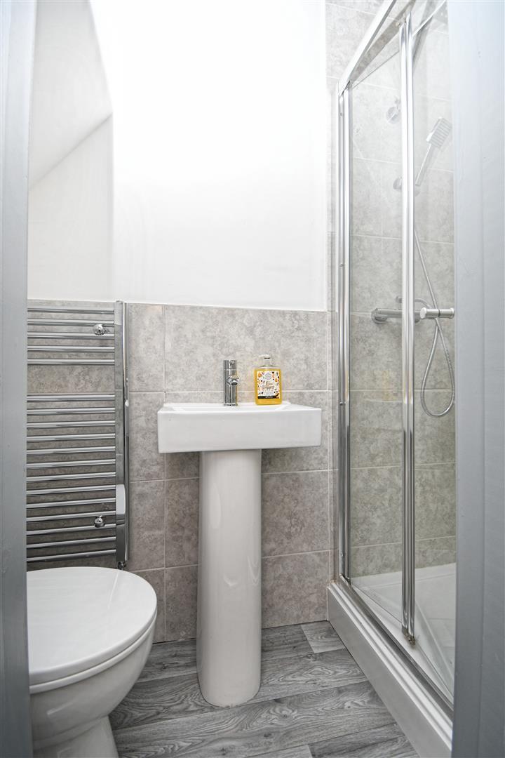 1 bed house share to rent in Renshaw Street, Burnley 8