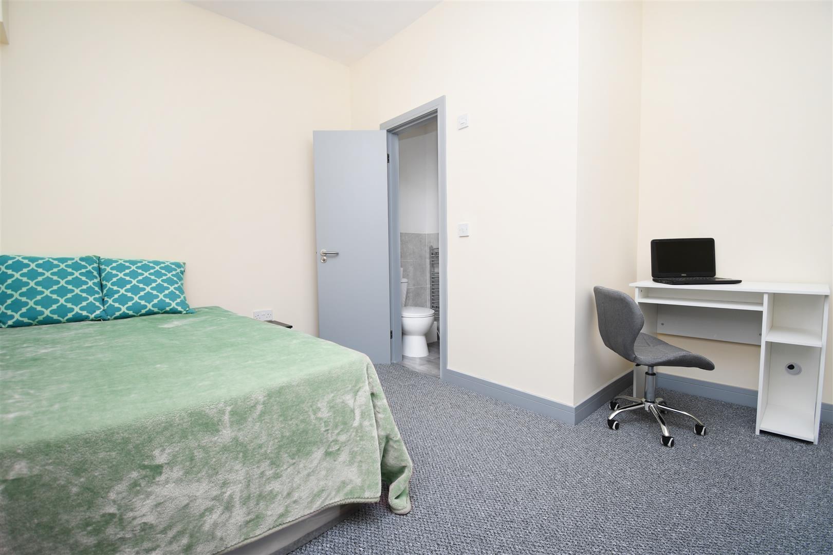 1 bed house share to rent in Renshaw Street, Burnley, BB10