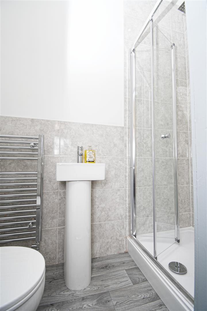 1 bed house share to rent in Renshaw Street, Burnley 15