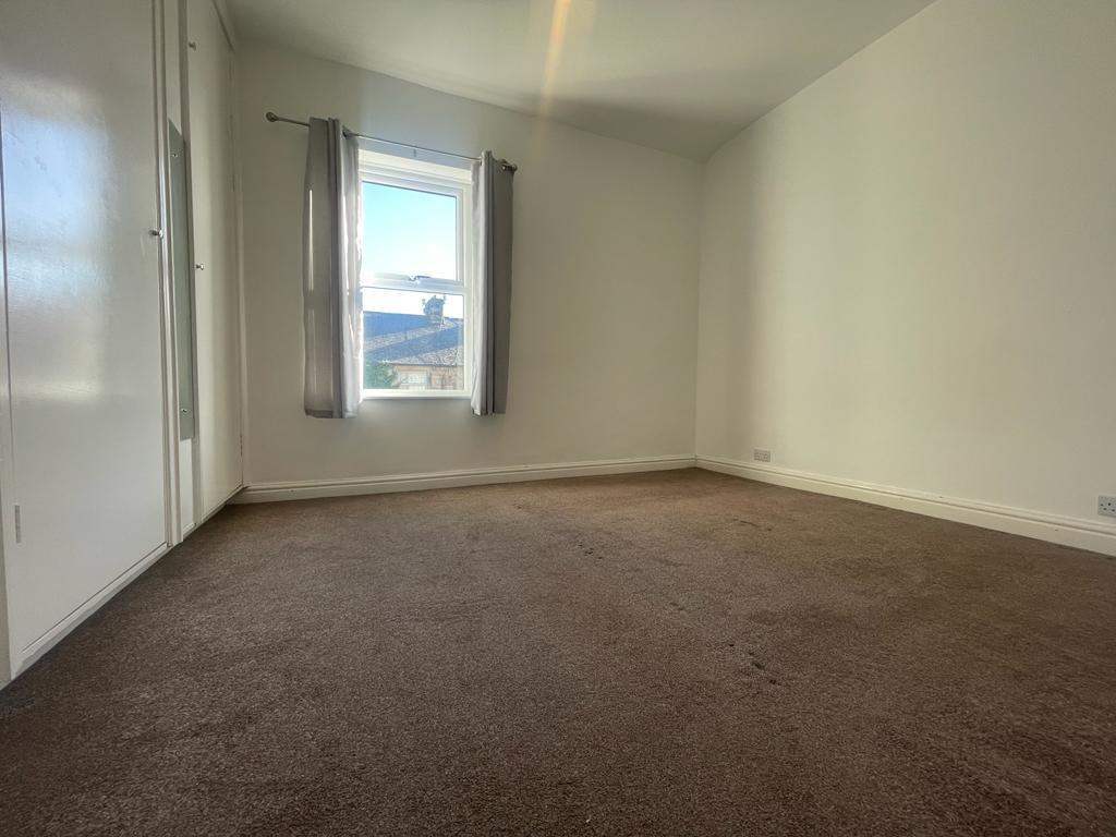 3 bed terraced house to rent in Burnley Road, Burnley 7