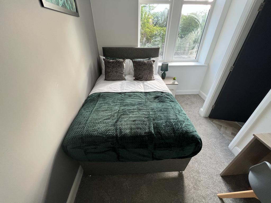 1 bed house share to rent in Church Street, Burnley 38