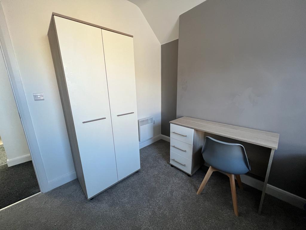 1 bed house share to rent in Church Street, Burnley 23