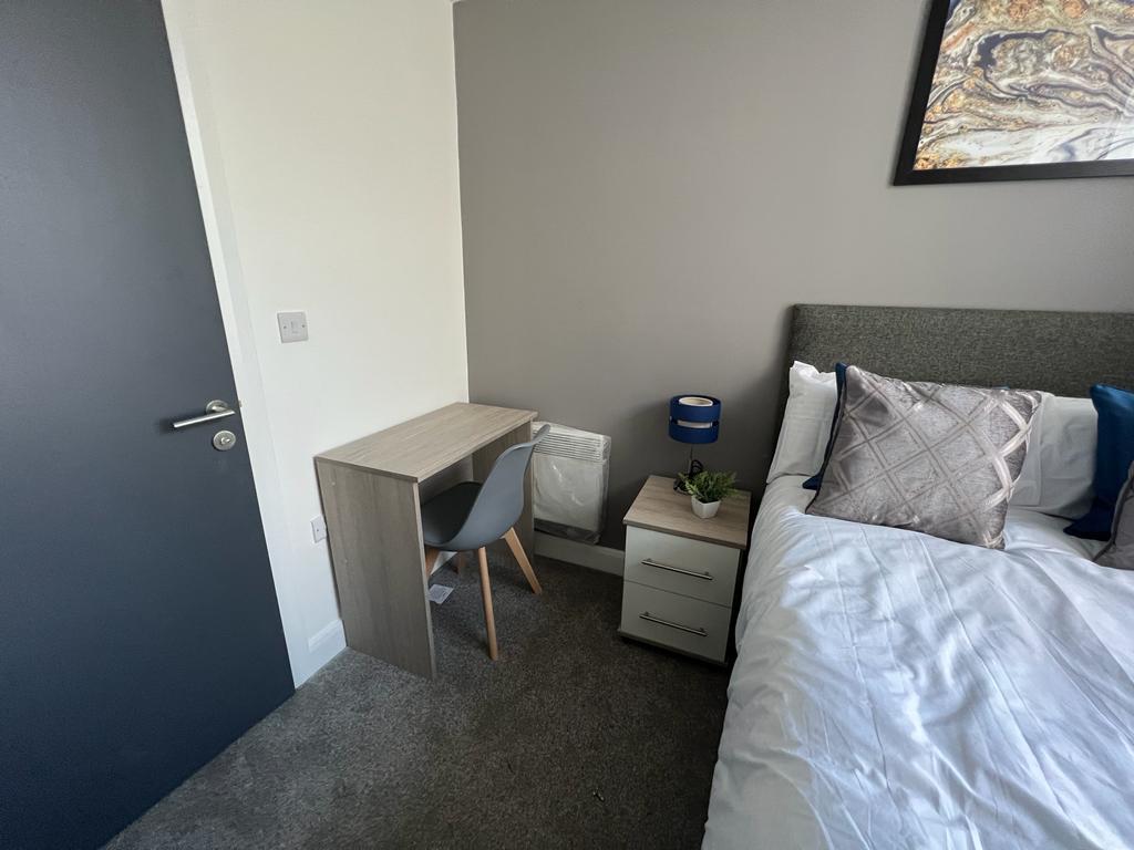 1 bed house share to rent in Church Street, Burnley 9