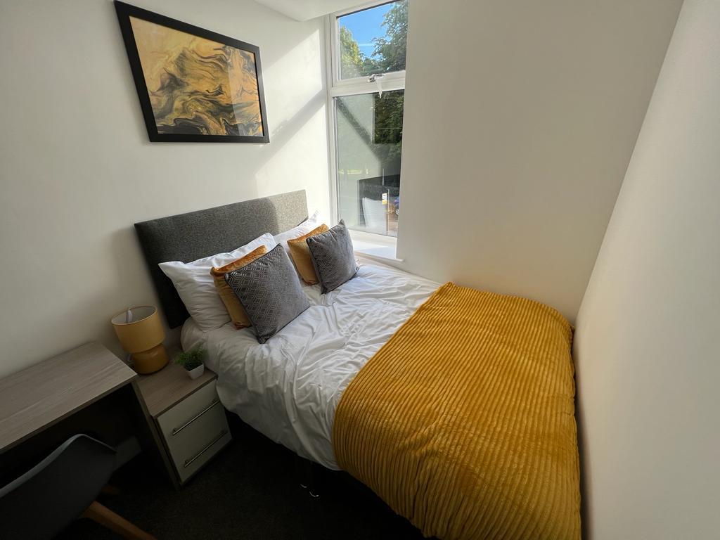 1 bed house share to rent in Church Street, Burnley 35
