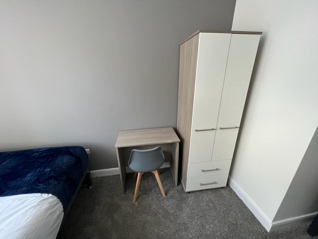1 bed house share to rent in Church Street, Burnley 14