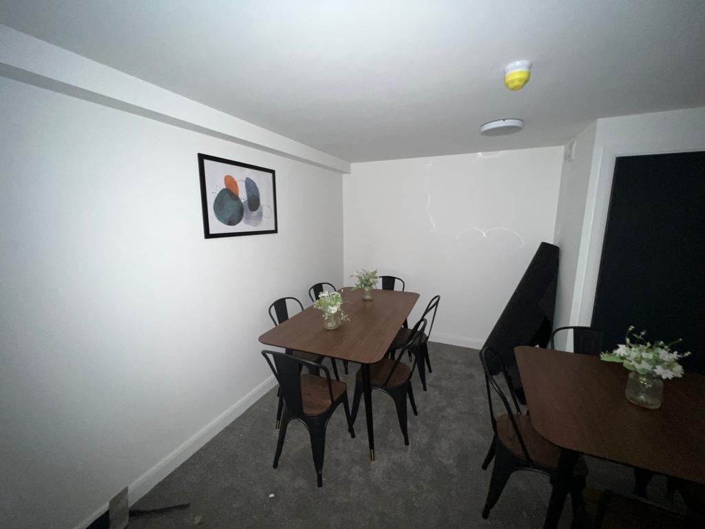 1 bed house share to rent in Church Street, Burnley, BB11