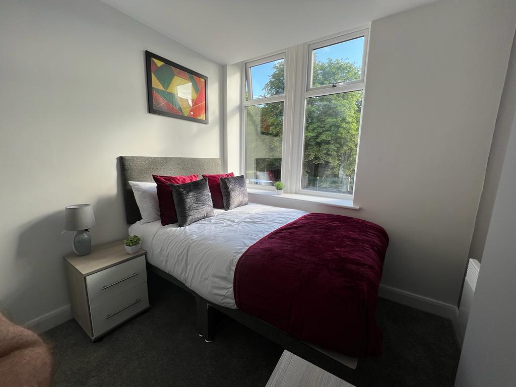 1 bed house share to rent in Church Street, Burnley 5