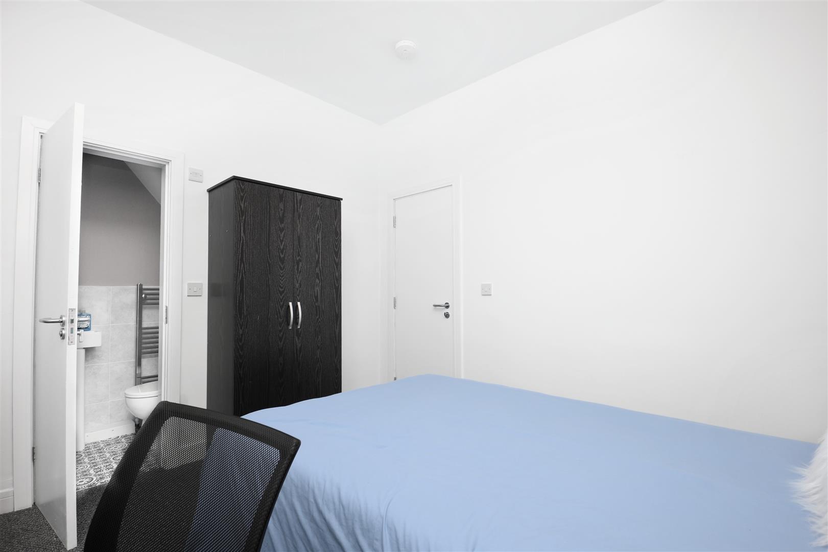 1 bed house share to rent in Berry Street, Burnley  - Property Image 3